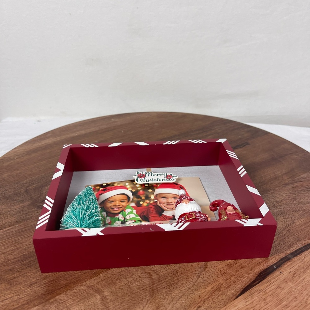 Red Christmas Shadow Box Frame - Picture 5 of 8